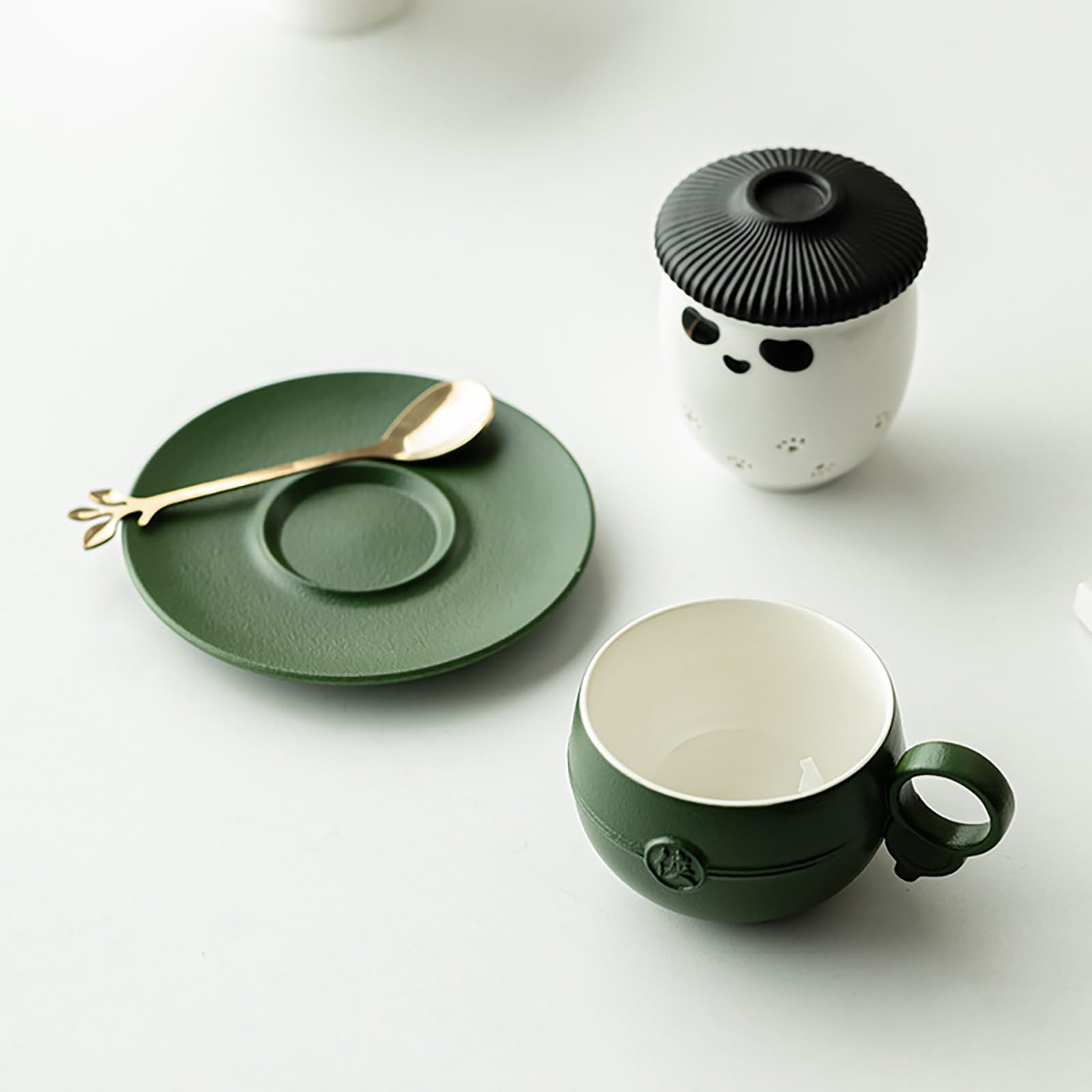 Teetasse, Teetasse, Teetasse mit Teesieb und Deckel, Tee-Ei, Chivalrous National Treasure Panda-Teetasse, Teetasse, Keramik-Teetasse, Kaffeebecher, Wasserbecher (schwarz)