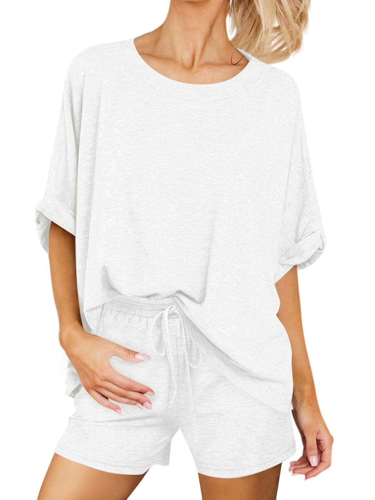 Tankaneo Ensemble 2 pièces pour femme - Haut surdimensionné à manches courtes et short avec cordon de serrage - Tenue d'été 2 pièces