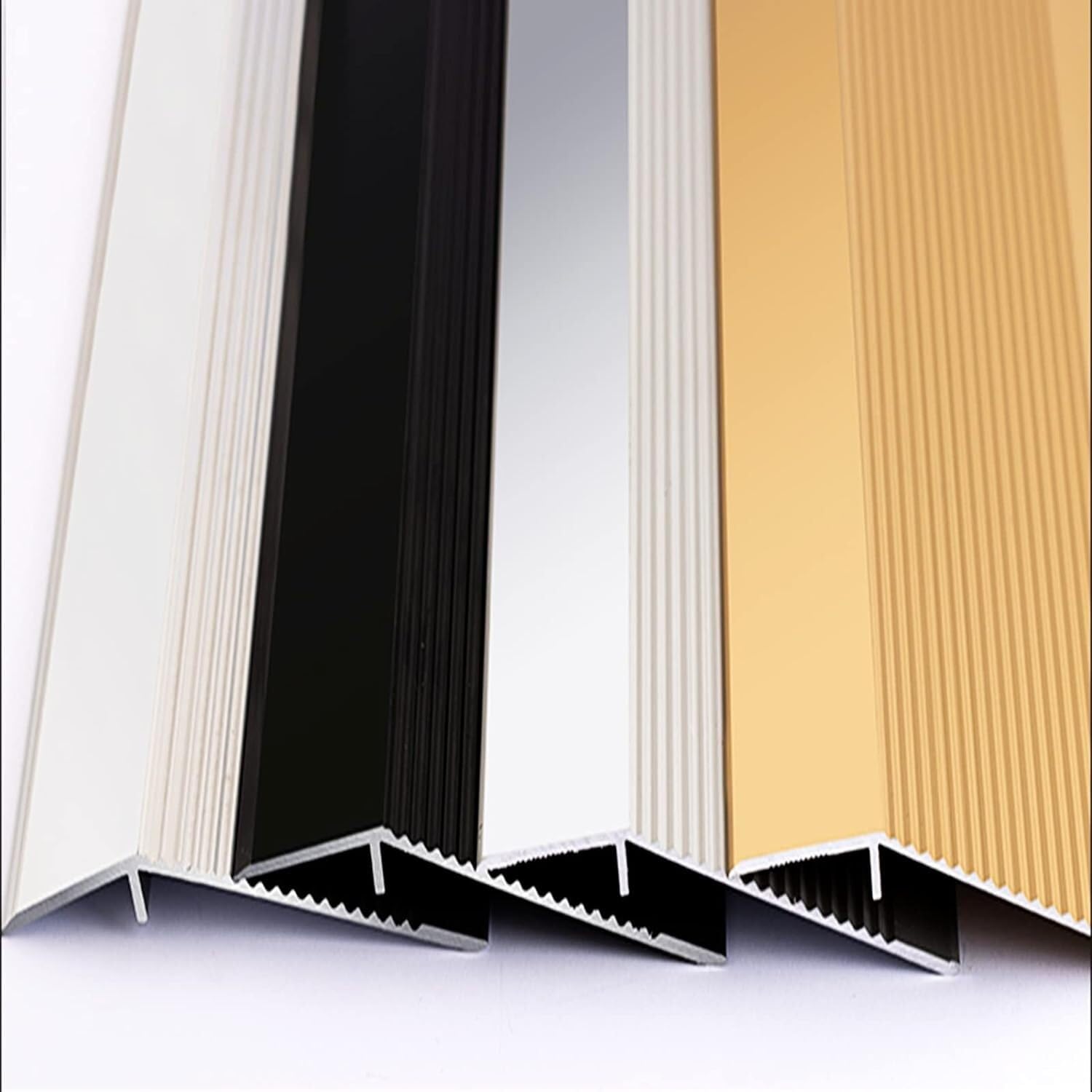 Bande de transition pour bois vers moquette/stratifié en aluminium - Barre réductrice de seuil de 10 cm de large - Facile à installer - 140 cm - Noir