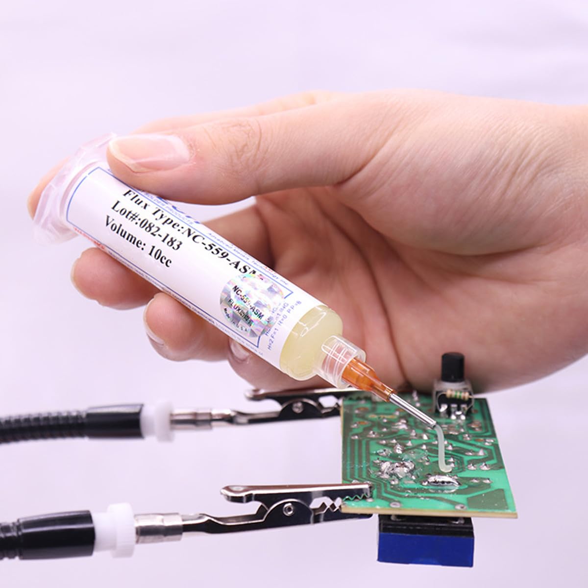 Bezczyszczący topnik, 10 szt. topnik spawalniczy NC559ASM elektryczna pasta lutownicza niski strumień pozostałości W/tłok i końcówka (10)