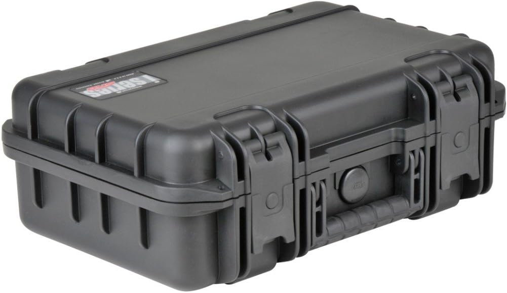 SKB Cases 3i-1610-5B-D iSeries 1610-5 Waterproof Case with Dividers, Ultra High-strength Polypropylene Copolymer Resin, Resistant to Corrosion and Impact Damage, Continuous Molded-in Hinge