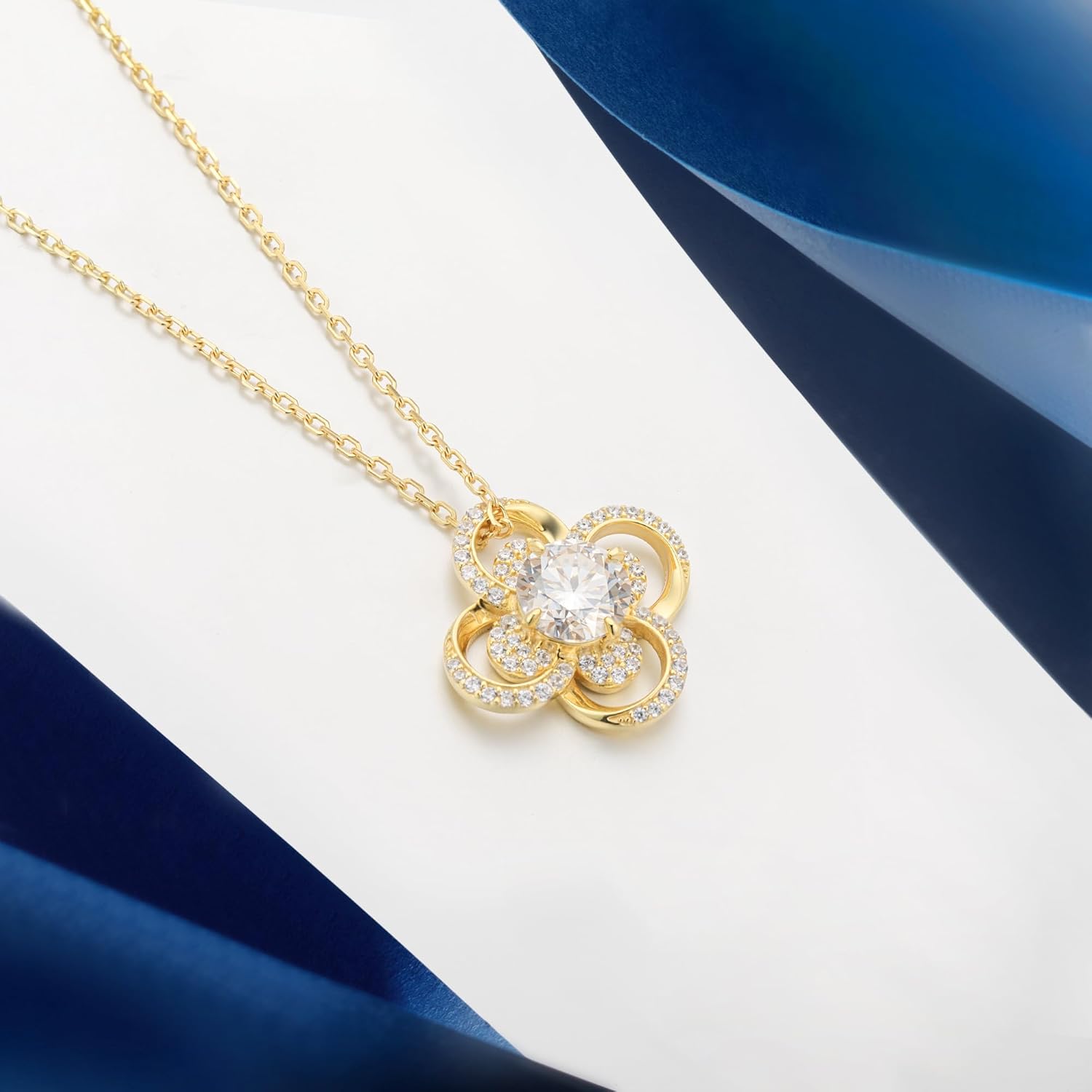 MOOSEA Moissanite Four Leaf Clover Necklace, 1-3ct Pendant Moissanite Necklace for Women 925 Sterling Silver Necklaces Anniversary Birthday Gifts for Women Wife Jewelry Gifts - Image 6