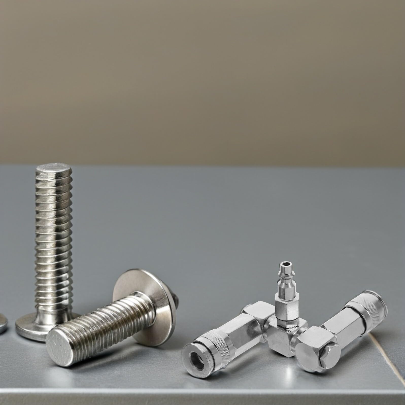 Raccordo Girevole Funzione di Sfiato 2 in al Carbonio Argento e Resistenza all Usura per Spazi Stretti e Impianti Pneumatici Complessi
