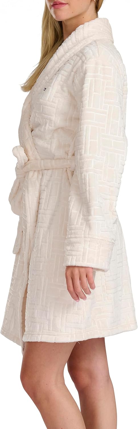 Tommy Hilfiger Women's Debossed Long Sleeve Plush Robe