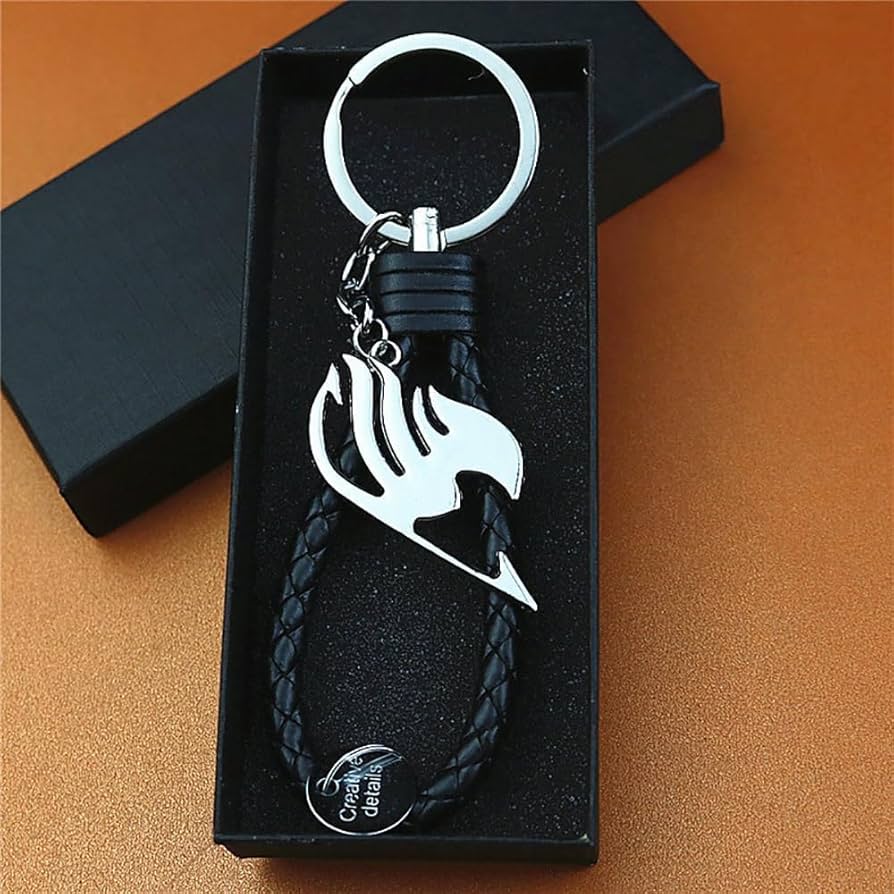 FAIRY TAIL フェアリーテイル グッズ キーホルダー ナツ グレイ Amazon.co.jp: ナツ キーホルダー フェアリーテイル ギルド 鍵