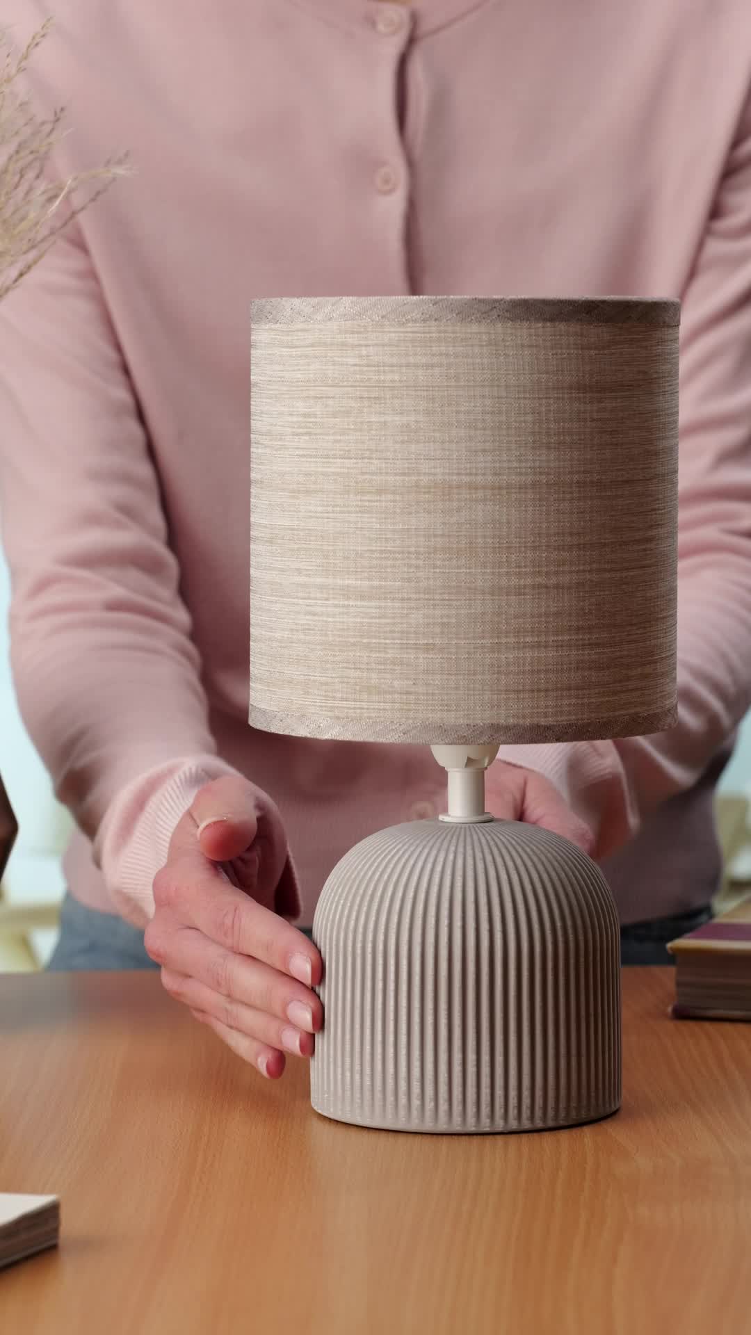 Lampe De Table BRILONER Abat-jour Tissu Pied Céramique Marron - Lampe Chevet 22x37,5 Cm Élégante