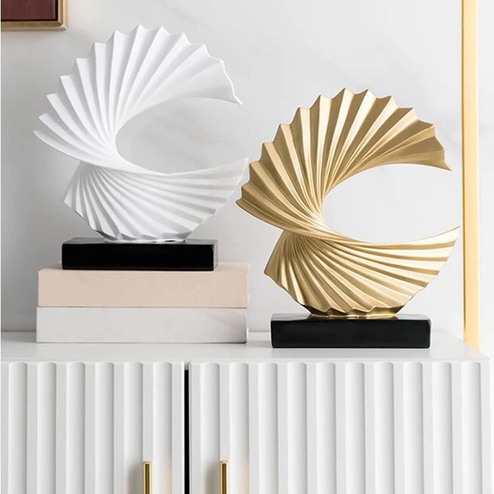 Abstrakte Harz Skulpturen als stilvolle Büro Deko | Goldene Ozeanwelle Decoration Dreidimensionale Skulptur 28 cm high for Wohnzimmer Schlafzimmer Büro Desktop