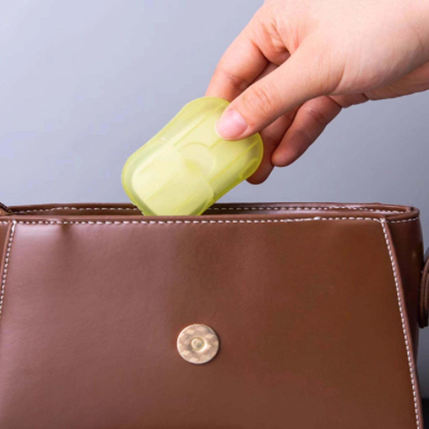 5 Confezioni Compatte di Fiocchi di Sapone per Mani Monouso e Fogli di Sapone di Carta Profumato con Scatola di Protezione, Perfetto per Schiuma Lavaggio Mani Durante Viaggi.