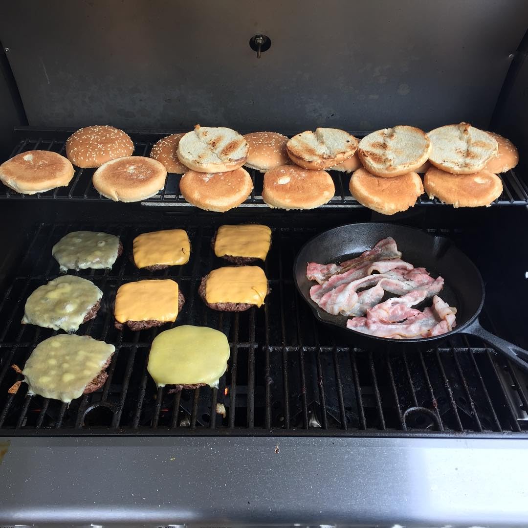 WELL GRILL Uniwersalny żeliwny ruszt do grilla gazowego Tepro 4, 5, 6-palnikowy, ruszty żeliwne, akcesoria do grilla gazowego Tepro Mayfield/Keansburg / Hampton i grilla na węgiel drzewny, 36 x 40 cm