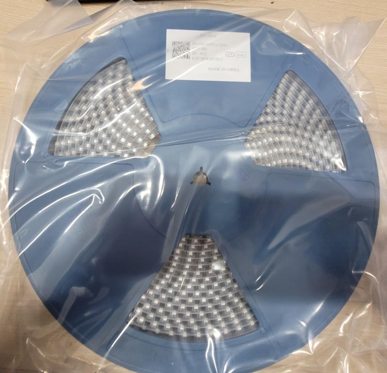 Generic (800 PCS) SRP7050TA-220M Compatible with BOURNS