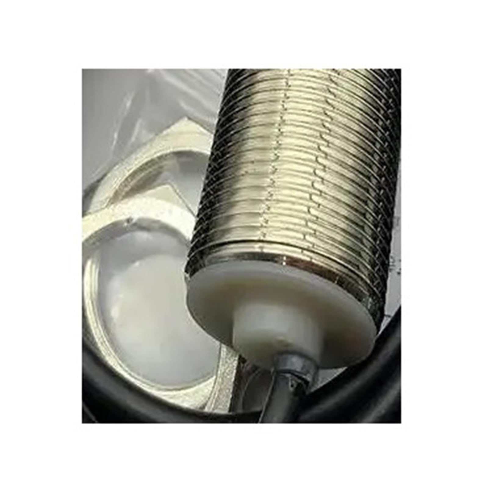 Capteur de proximité GX130MLB-P de haute précision pour environnements industriels exigeants