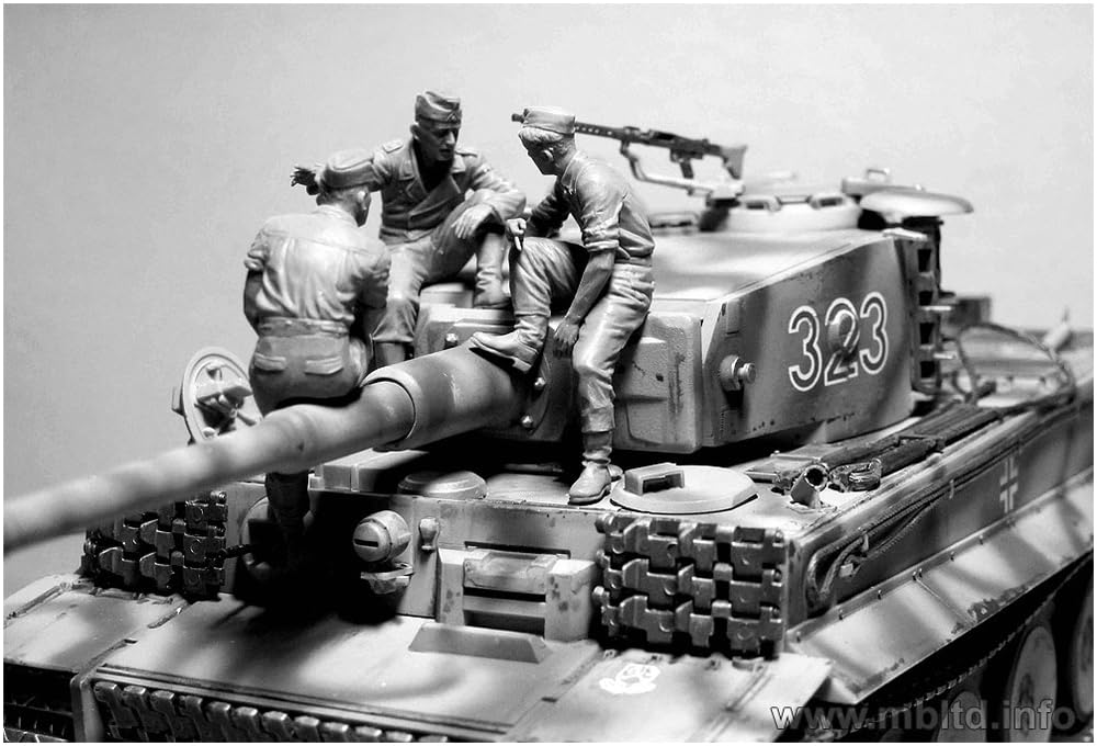 Amazon | マスターボックス(Master Box) 1/35 ドイツ軍 戦車兵 補給と