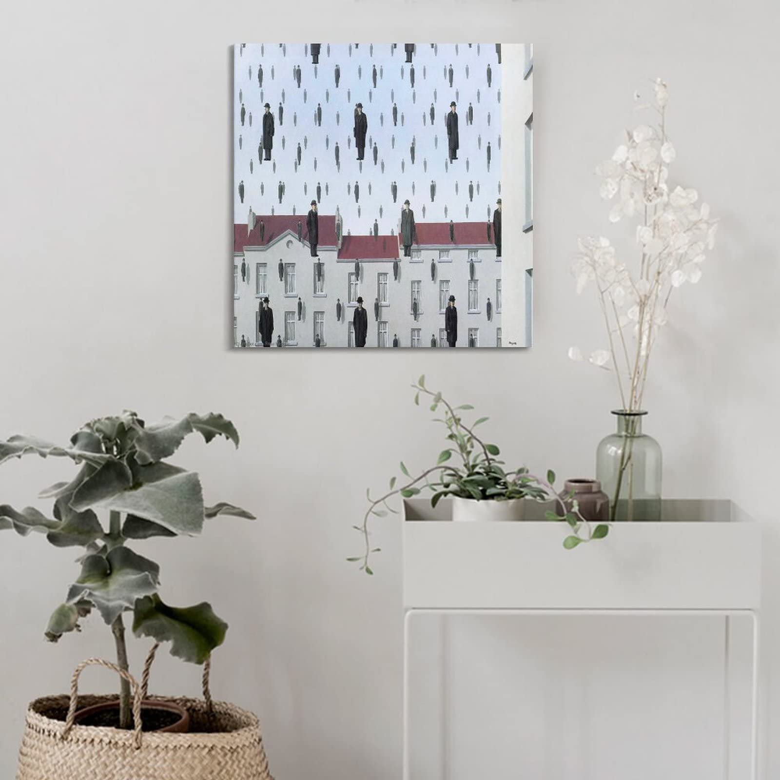 Amazon.co.jp: Rene Magritteルネ・マグリット画家作品「ゴルコンダ