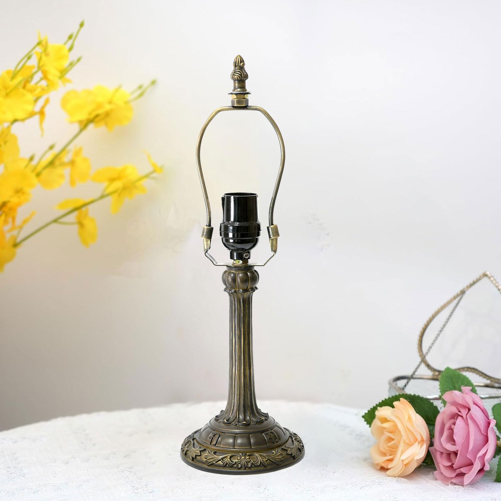 BOTOWI Remplacement de la Base de la Lampe de Table Uniquement pour la Lampe de Bureau en vitrail de Tiffany de 6 à 8 Pouces, Base en résine de 14" de Hauteur Remplacement des Accessoires de Lampe