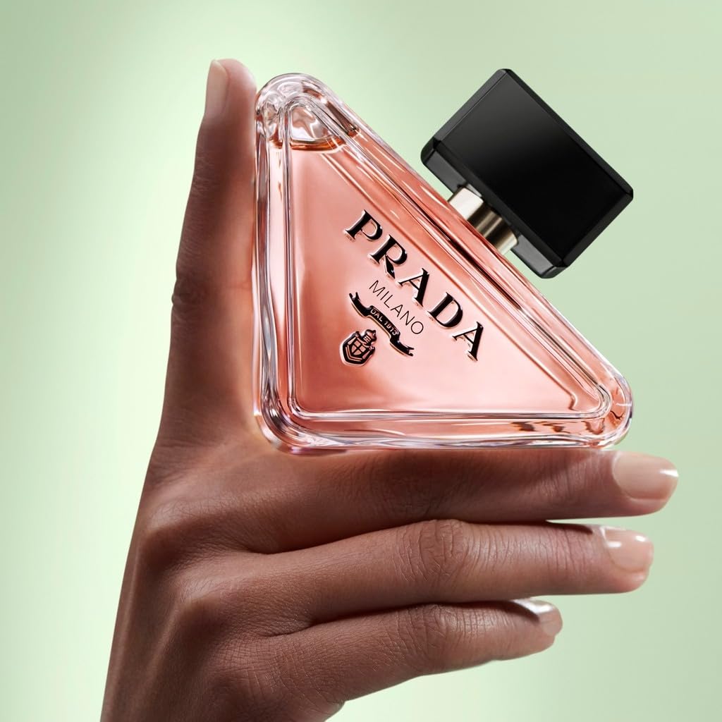 Amazon.com : Prada Paradoxe Eau de Parfum Refillable Spray for