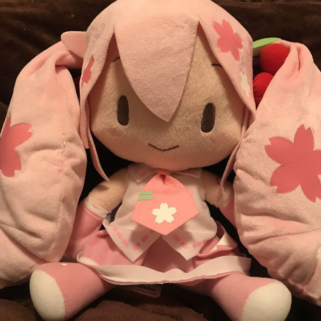 Amazon.co.jp: ミク スペシャルふわふわぬいぐるみ 桜ミク