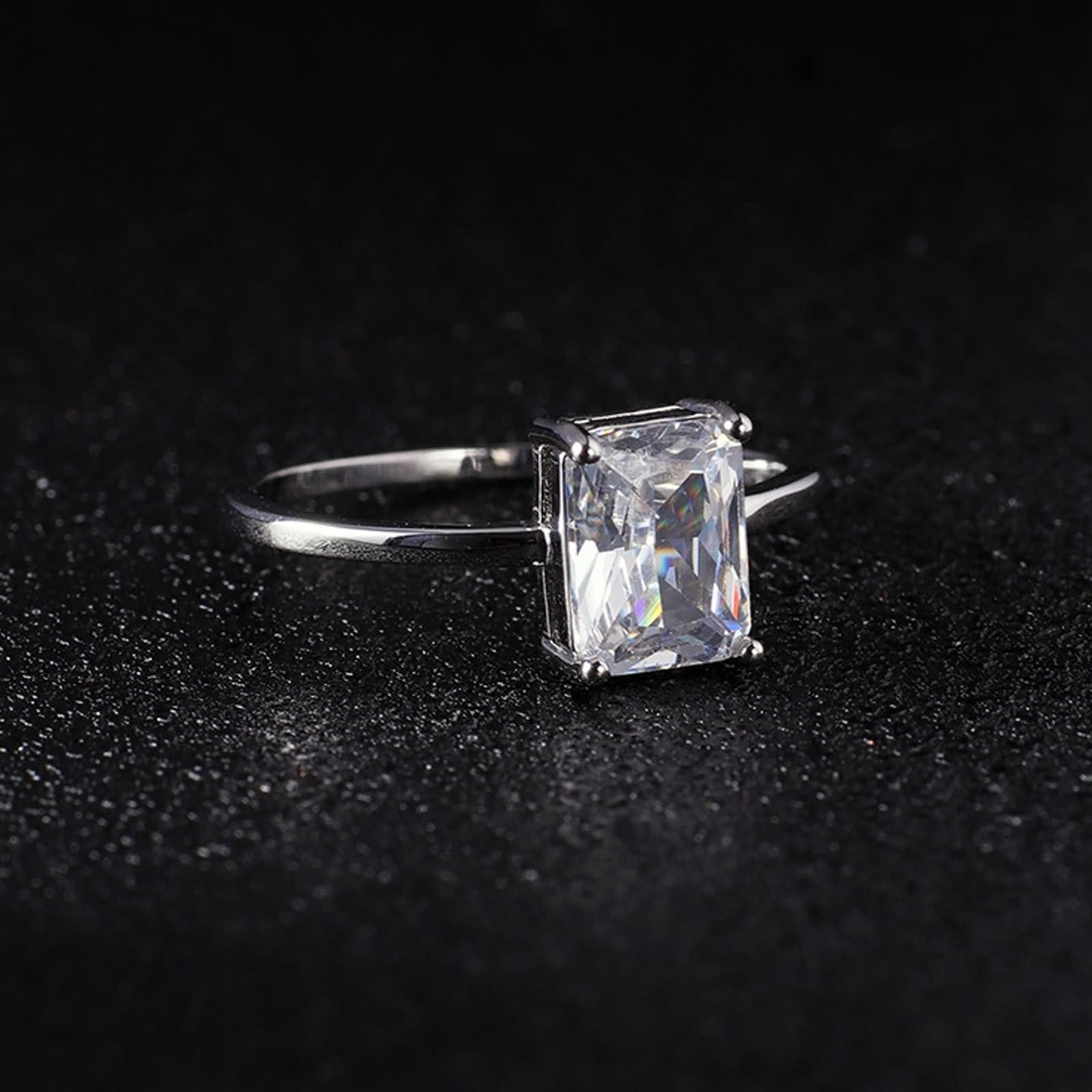 Anello da donna con moissanite rettangolare bianco bianco
