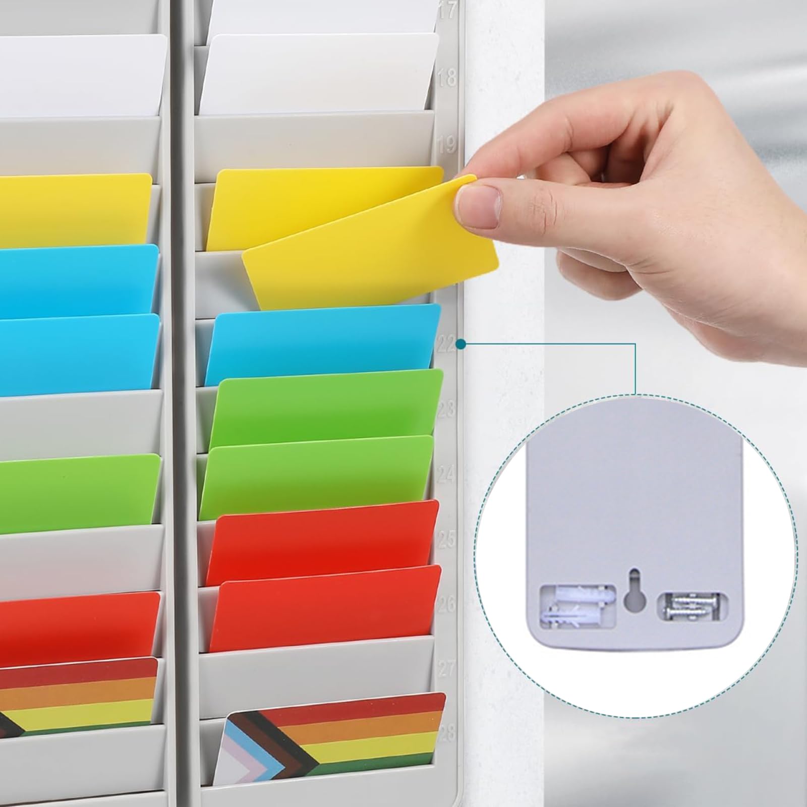 Supporto Da Parete per Carte Dipendenti, Porta Tessere Da Parete 12 Slot, Appendere Organizer per Registratore Di Presenze, Plastica, per Ufficio e Famiglia (Grigio-Bianco)