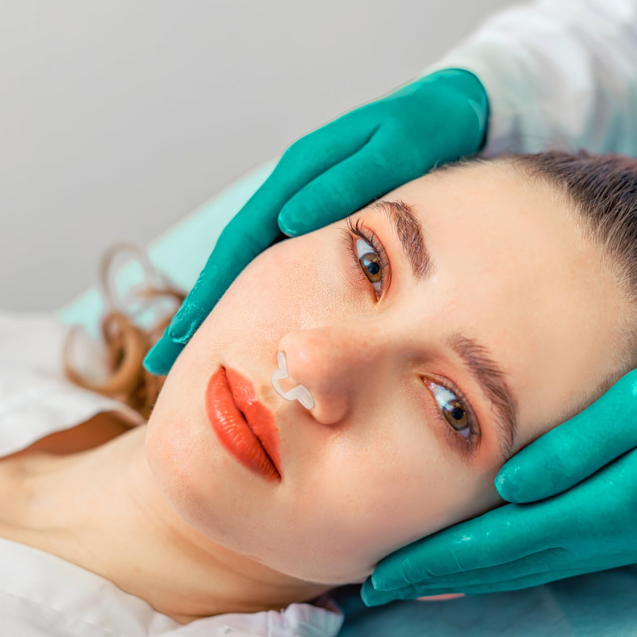 FOMIYES Lot de 2 fixateurs d'expansion nasale - Pour la récupération après une chirurgie nasale - Protection nasale pour nez cassé - Gel de silice transparent