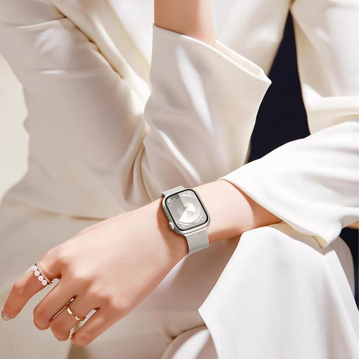 Cinturino Metallo Compatibile con Cinturino Apple Watch 44mm 40mm 41mm 42mm 45mm 46mm 49mm 38mm Donna Uomo, Aggiornato per iWatch Serie 11 10 9 8 7 6 5 4 3 2 1Ultra SE 3 2 1 con Doppio Magnetico