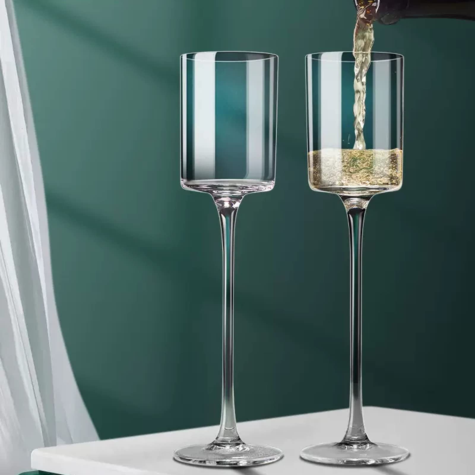 Flûtes à champagne 2 pcs Verres à champagne en verre cristal Verres à cocktail créatifs légers et transparents Verres étincelants vintage Flûte à champagne haute de 120 ml pour les fêtes (Couleur : G