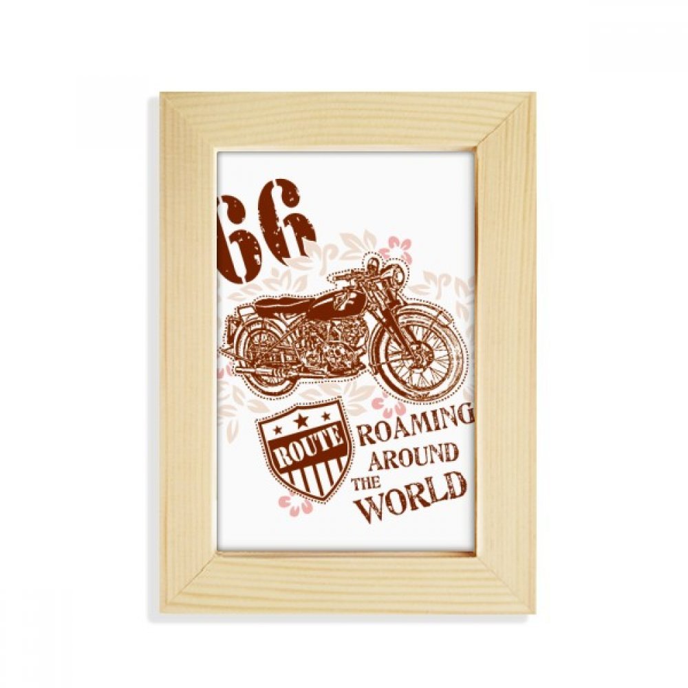 Illustration de bureau moto fleur avec cadre bois décoratif salon chaleureux