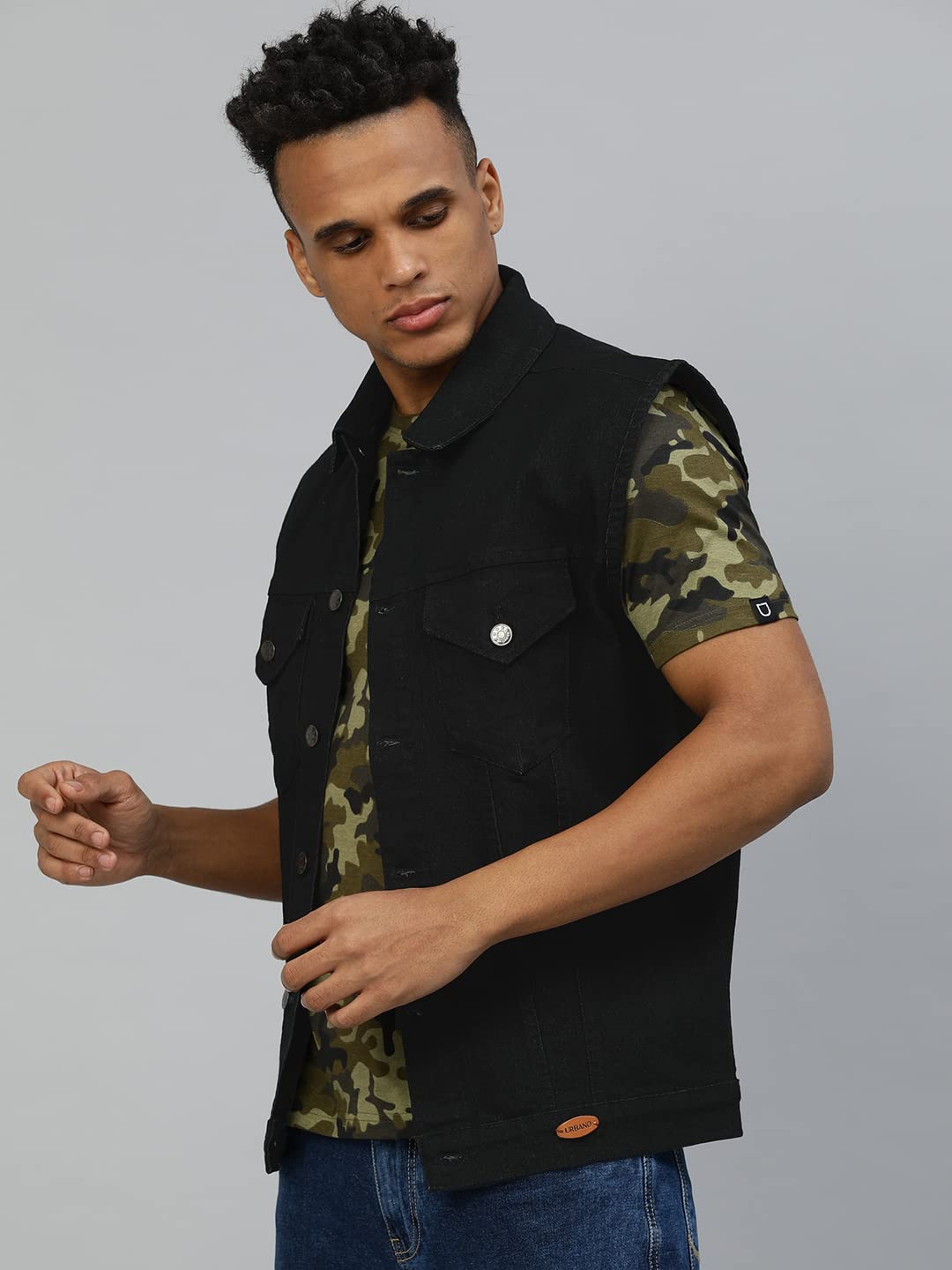 Urbano Fashion Men's Black Regular Fit Washed Sleeveless Denim Jacket (jakt-denimslvless-black-m) - Image 2 thumbnail