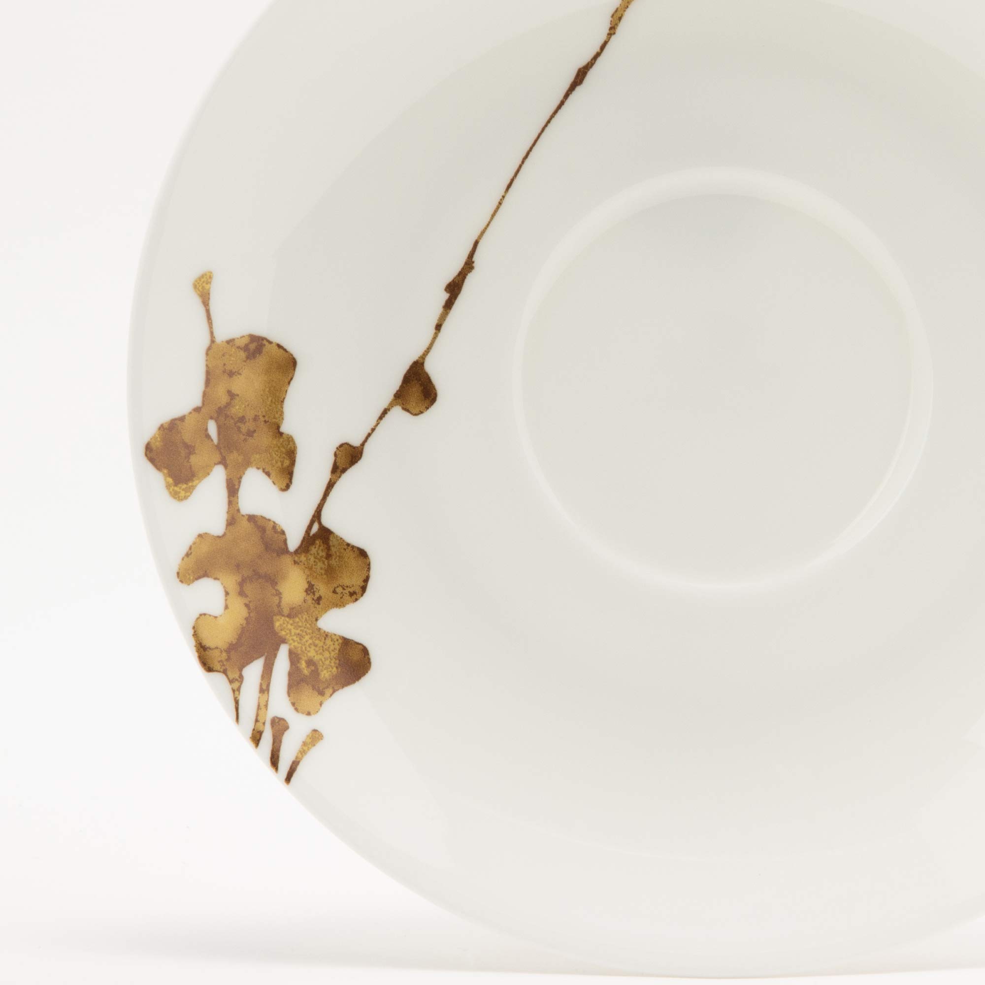 Amazon｜NARUMI(ナルミ) カップ ソーサー 金植物 ゴールド 15cm ティー
