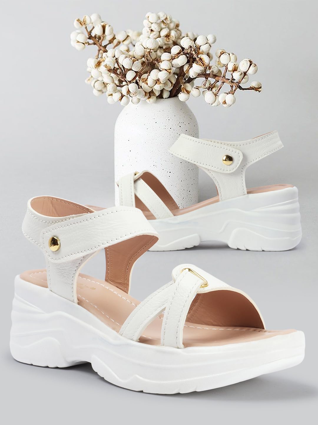 Vendoz Women Casual Cream Wedges Sandal 2 612dQqAtVcL. SL1440