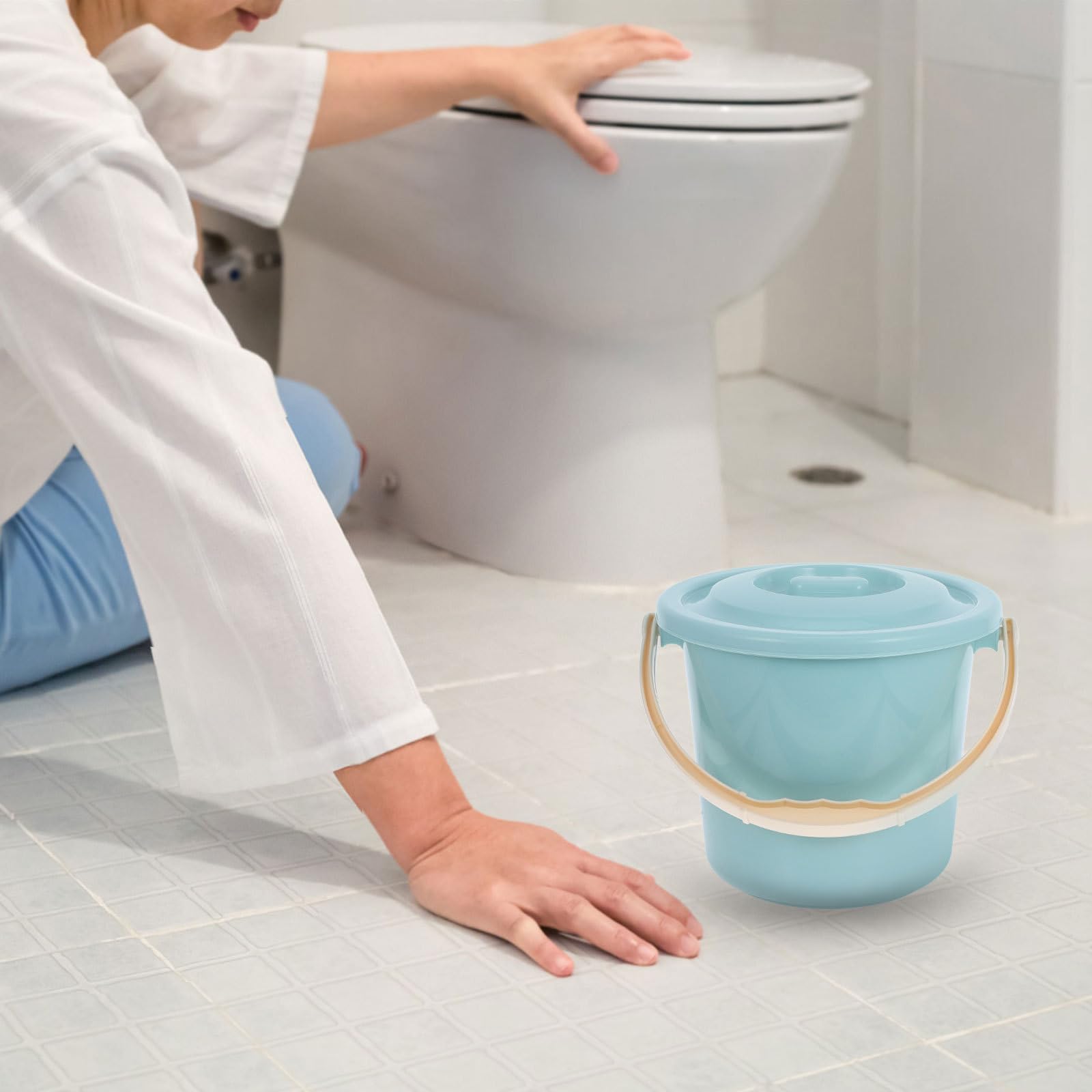Gatuida Vaso da Notte Portatile Coperchio e Manico, Secchio per Urina 8l in Plastica Resistente, Vasino Antiscivolo per Adulti, Donne Incinte e Anziani, Ausilio per Uso Domestico