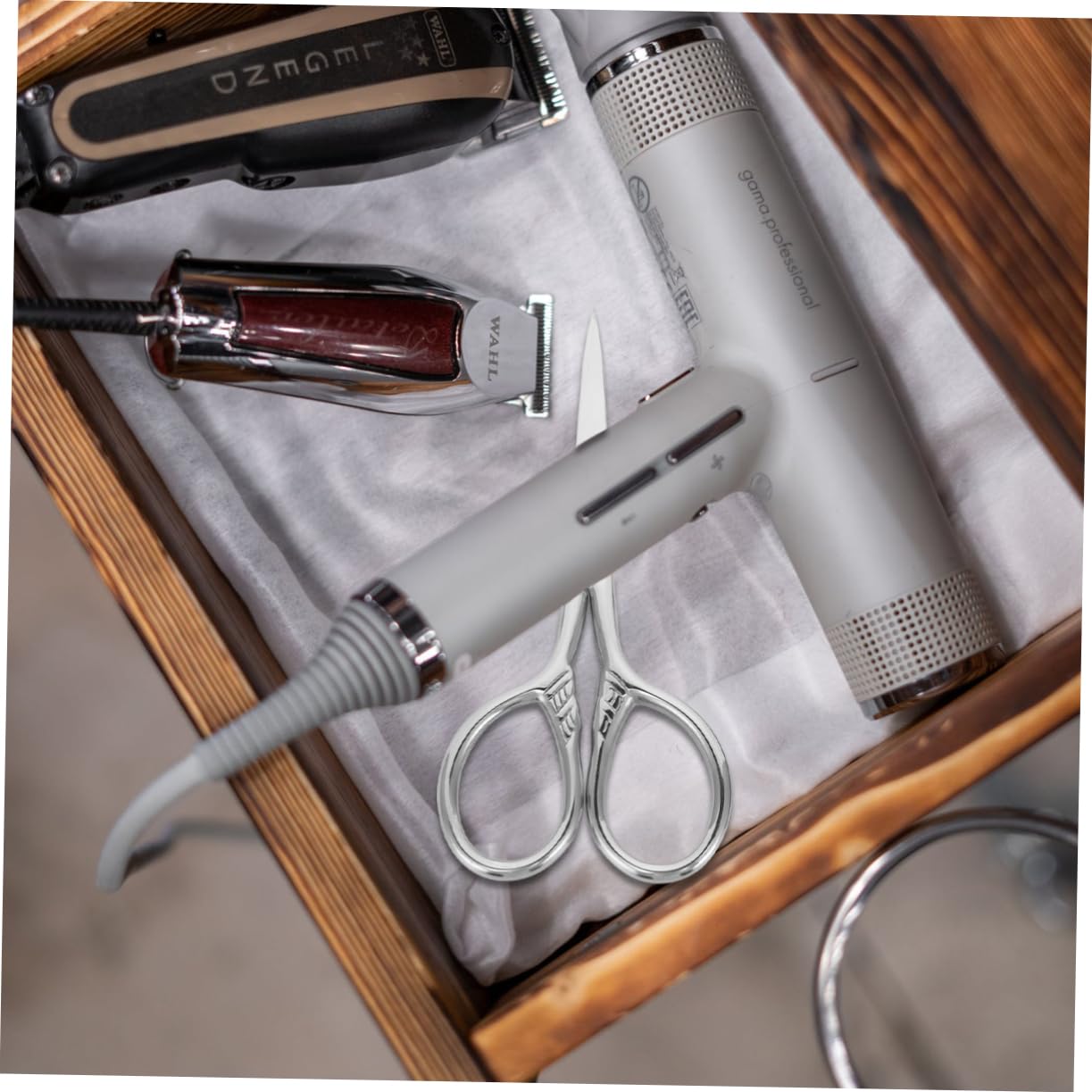 6sets Forbici Per Barba e Pettine Kit Professionale Inossidabile Con Custodia Ecopelle Per Rifinitura Di Barba e Sopracciglia