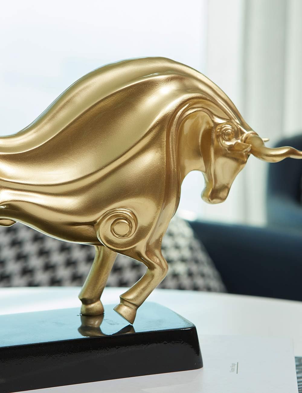 HAUCOZE Wall Street Bull Statue Animal Sculpture Lucky Figurine Gift Modern Home Decor Art for Bedroom Gold Polyresin 9.0 Inch
