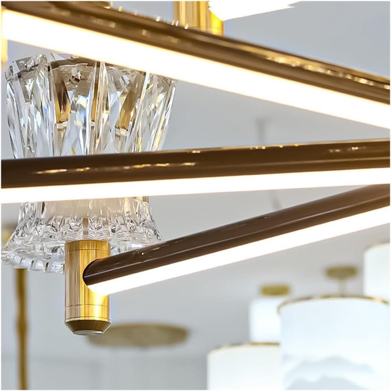Nowoczesna, wisząca lampa w stylu rustykalnym w stylu rustykalnym, czarno-złota, kryształowa, z 6/8 diodami LED. Idealna do jadalni, sypialni, salonu, kuchni i restauracji (kolor: