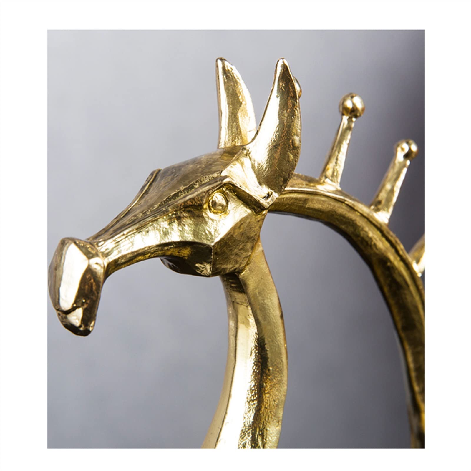 Sculpture Cheval Majestueuse En Résine Colorée - Figurine Décoration Bureau Et Maison