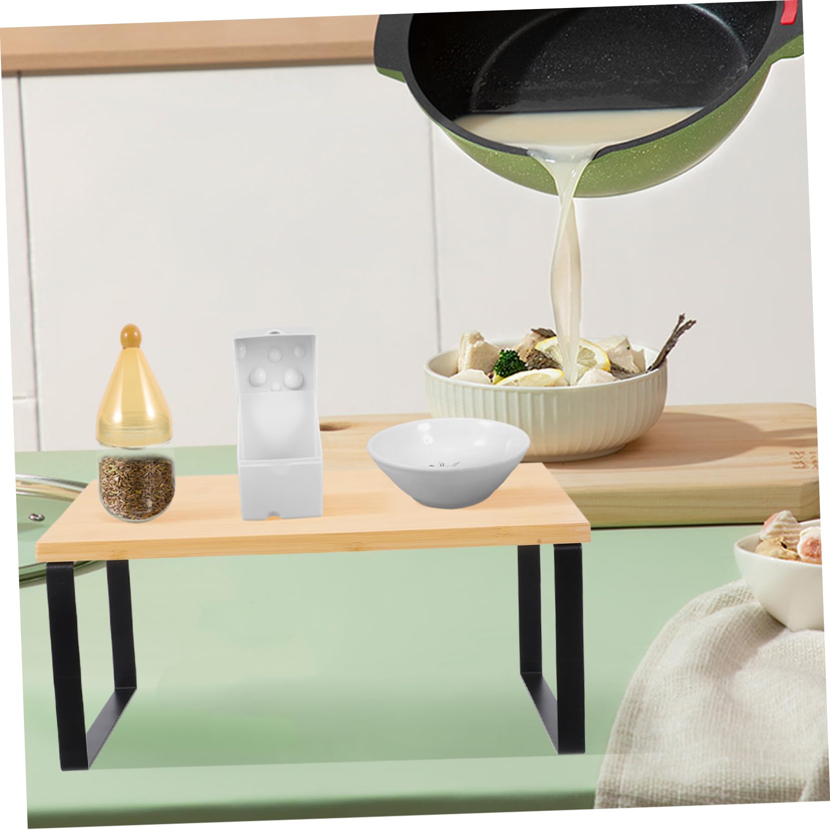 Gewürzregal Metall und Holz Doppellagiges Aufbewahrungsregal für Gewürzflaschen Multifunktionales Tischregal in Beige Stabil und Platzsparend für Küchentheke und Make Up Organizer