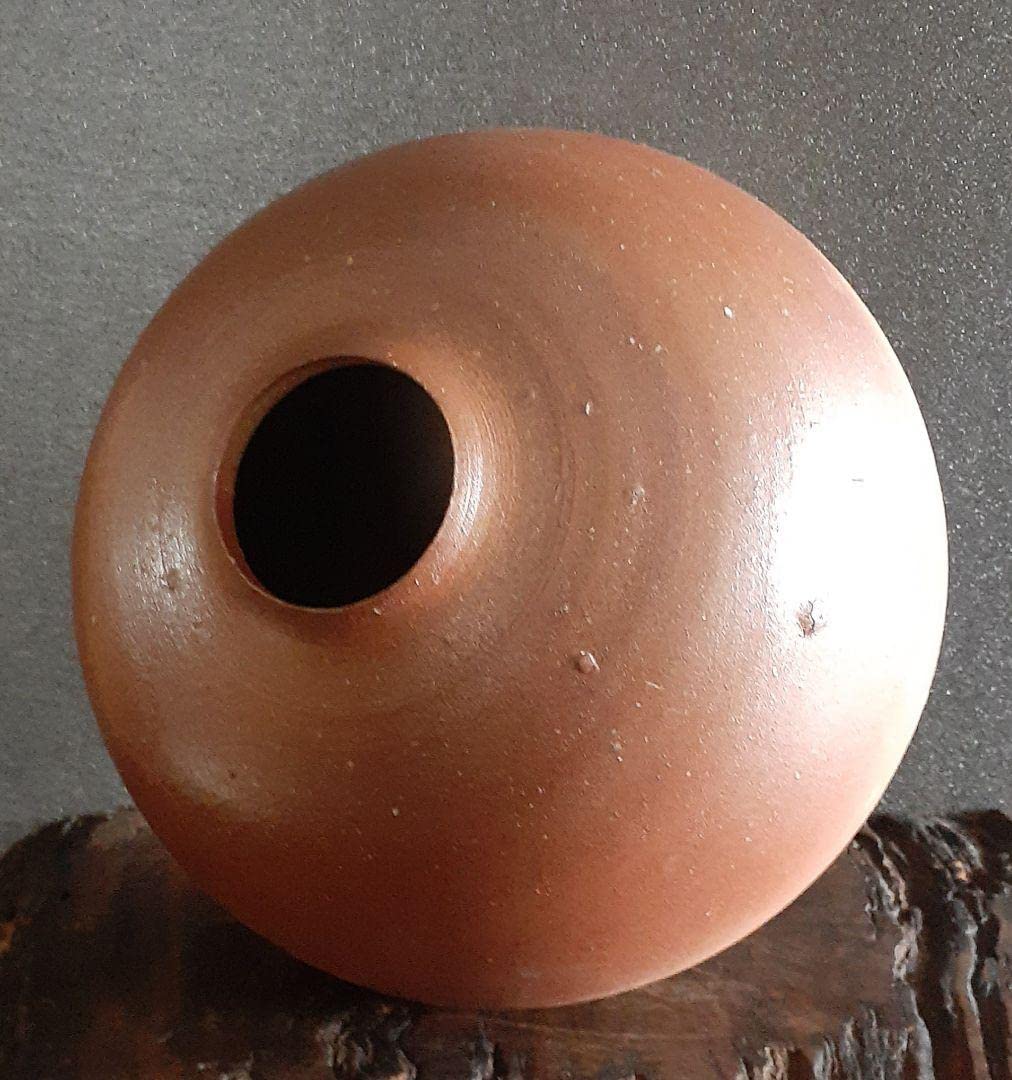 岡山県重要無形文化財【伊勢崎満】造　備前壺　共箱　父　伊勢崎陽山　弟　伊勢崎淳 備前 人間国宝 伊勢崎淳 兄 岡山県重要無形文化財 伊勢崎満 壺 共