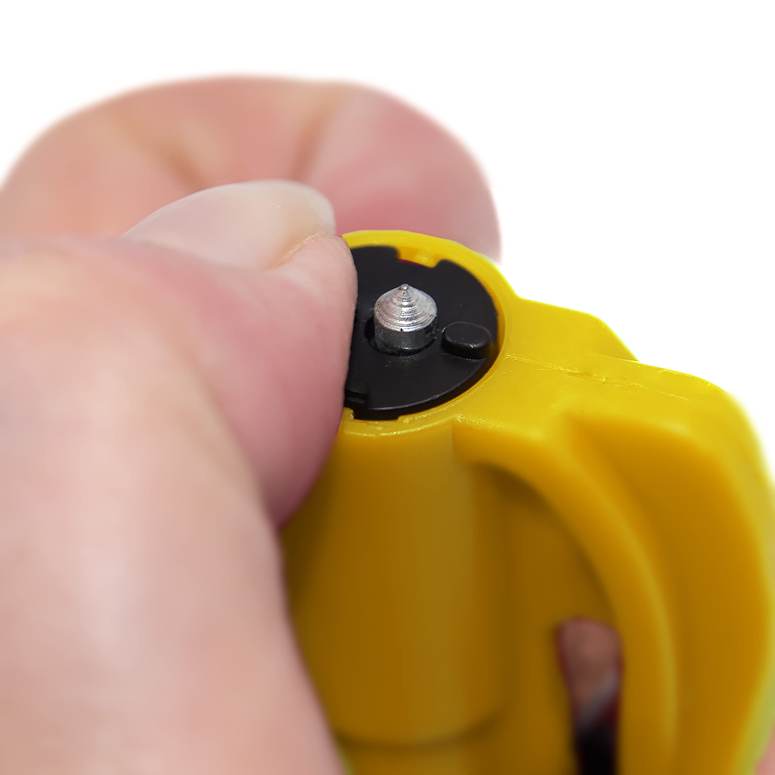 Kit Emergenza Portatile Portachiavi Di Sicurezza 3 In 1 The Jungle - Rompevetro, Tagliacinture, Fischietto - 2 Pezzi Fluorescenti Kit Emergenza Veicoli