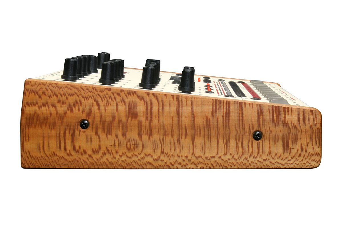 Amazon.co.jp: JoMoX Alpha Base アナログ ドラムマシン サンプリング 
