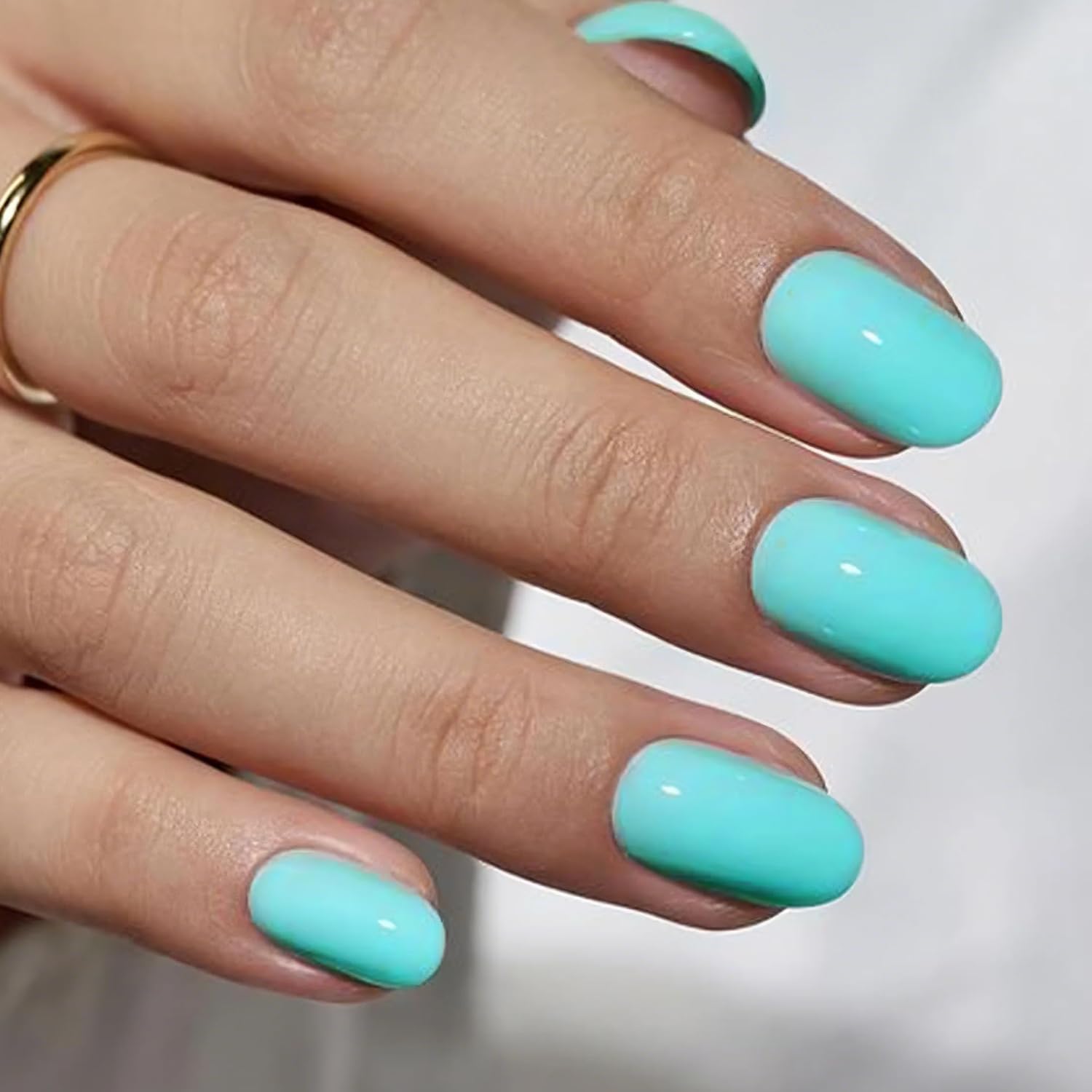 GLAMERMAID Press on Nails Medium Oval, Sky Blue Fall Short Oval Acrylic Fake Nails Kits, Glossy Reusable Full Cover Stick on Nails for Women Gifts