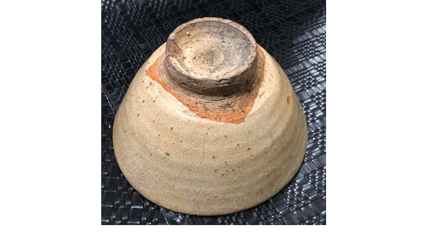 古美術品◼️かなり古そうな萩焼？の抹茶茶碗が蔵から出て来た。