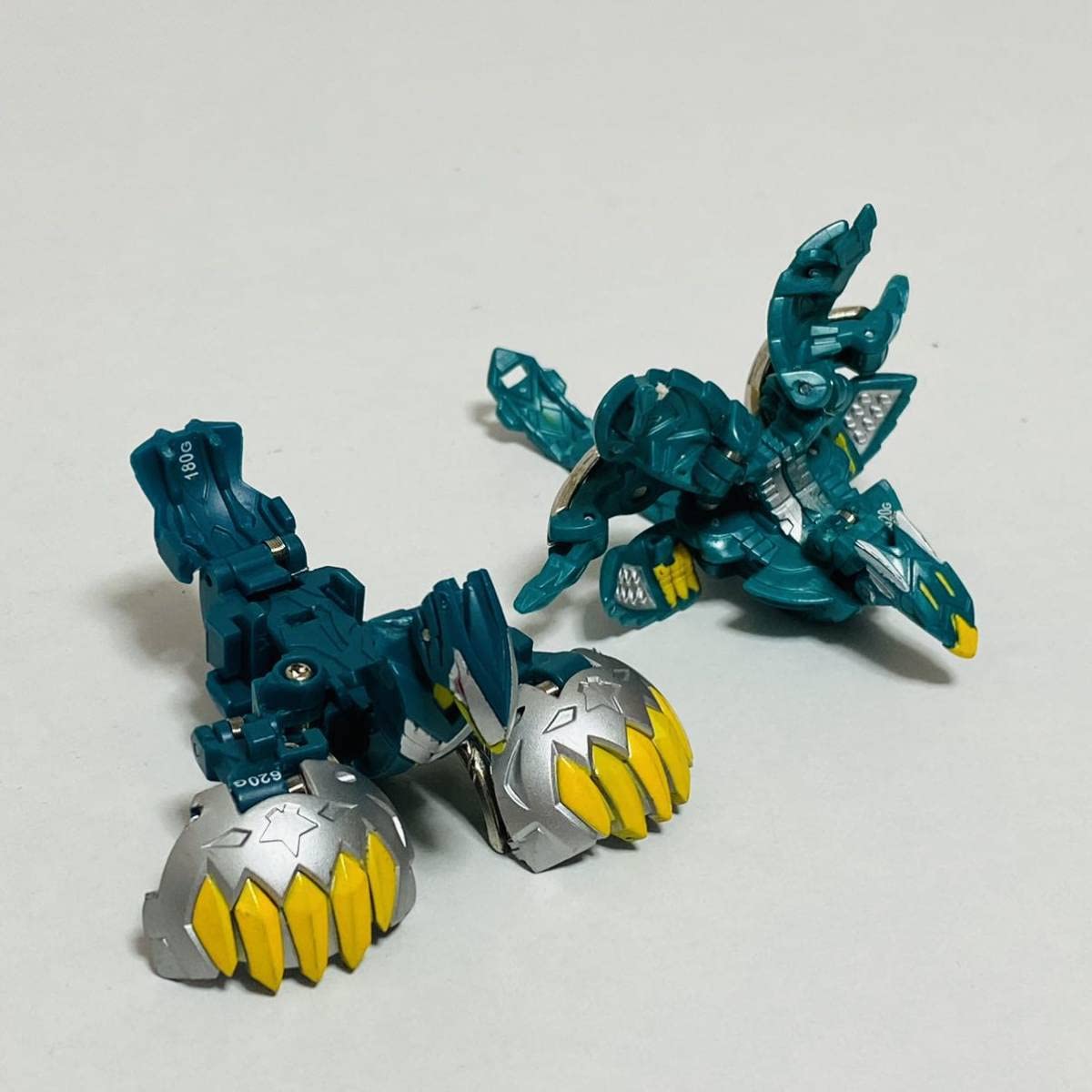 爆丸　まとめ売り 8個　滅ホロヴォス　磁フドウ　将ファルコ　天ドラガオン 爆丸まとめ売り 8個滅ホロヴォス磁フドウ将ファルコ天ドラガオン