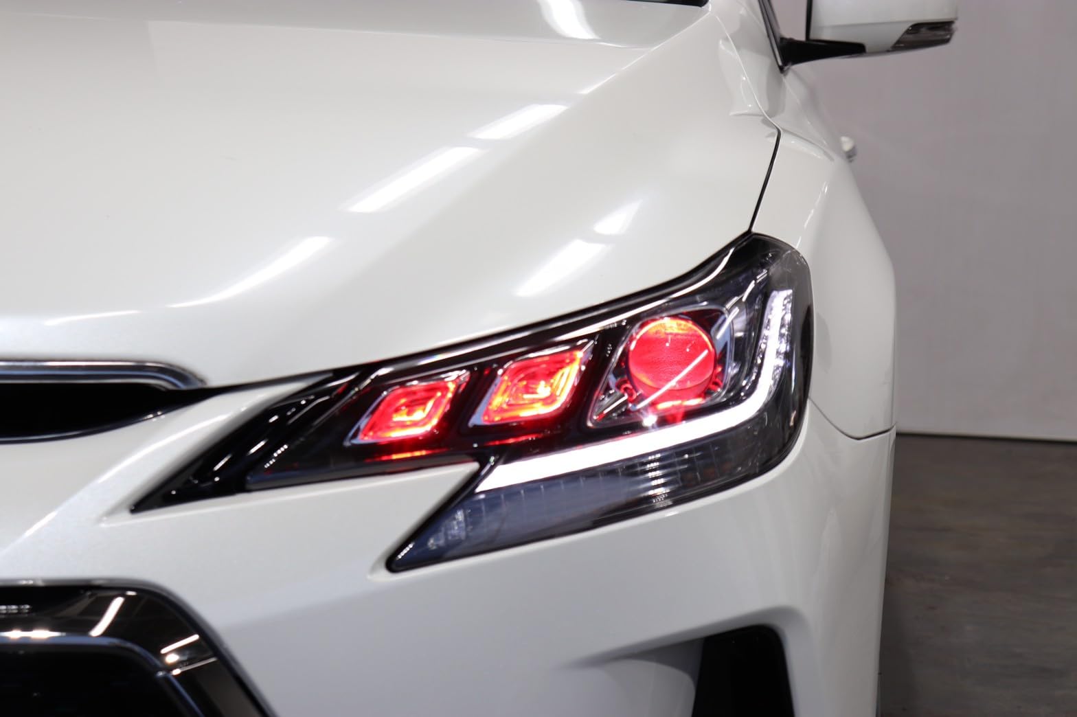 Amazon | GRX130 マークX 後期ルック3眼ヘッドライト 赤眼 レッドアイ