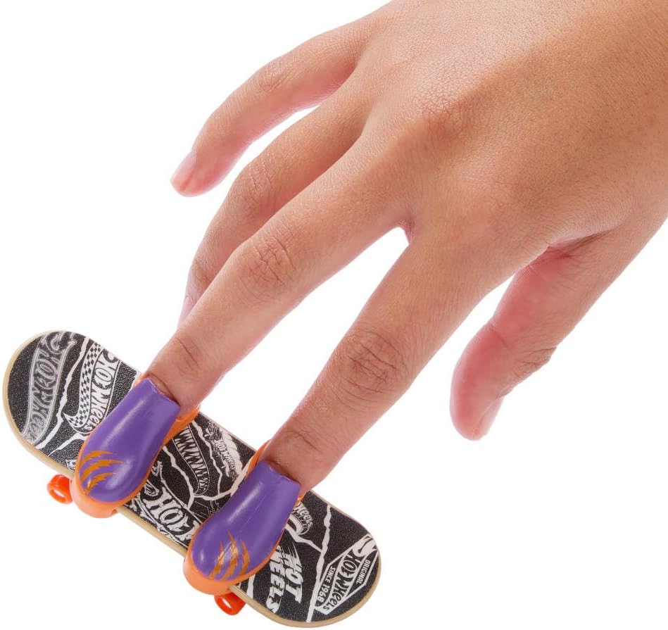 Hot Wheels Finger Skateboard Playset