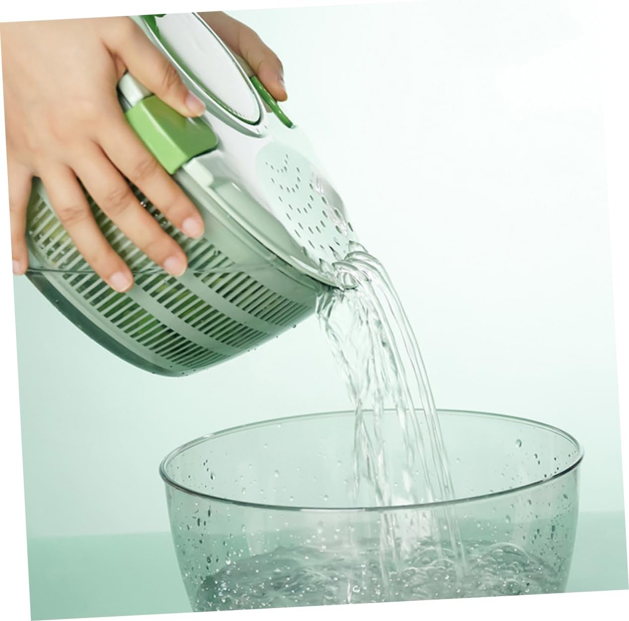 Vegetable Washer Dryer Salad Spinner Strainer Basket with Clear Outer Bowl Easy One Hand Operation for Leafy Fruits Tomatoes and Berries Kitchen Drainer