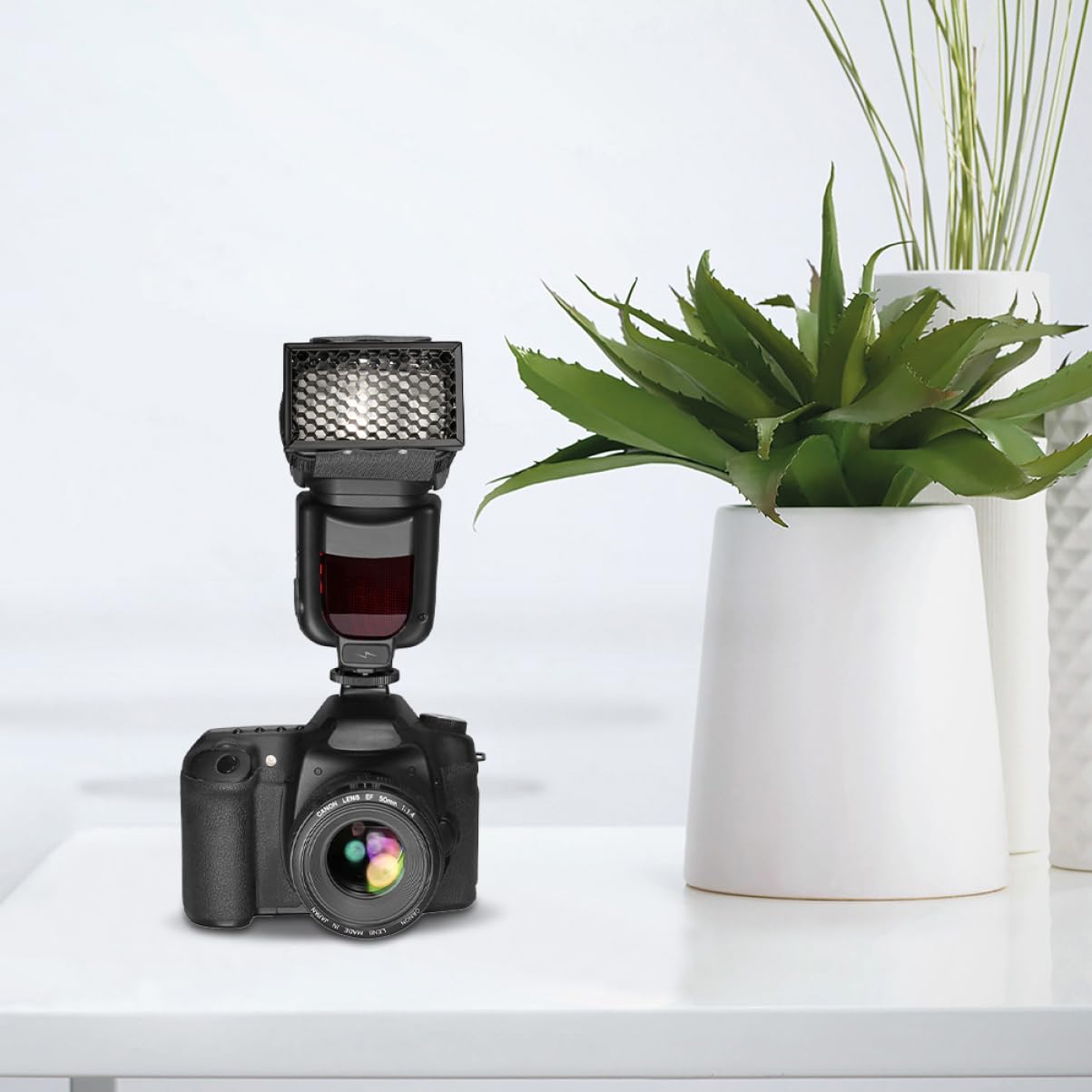 Vaguelly Honeycomb Grid Reflector Flash Spot Filter Portable Lighting for Photography Lovers