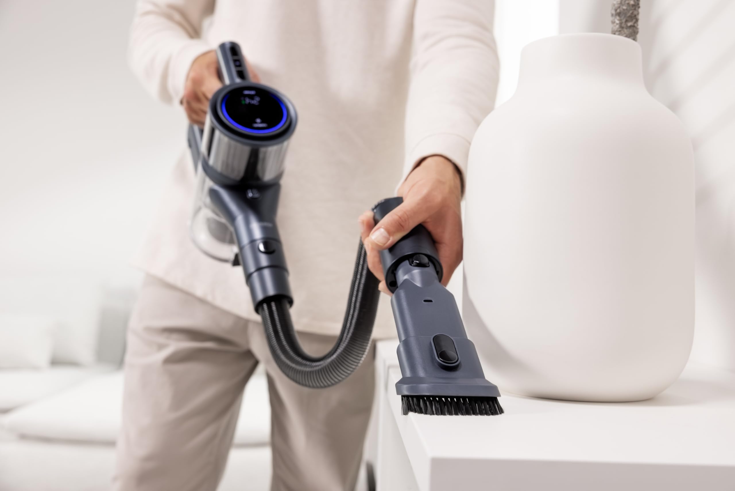 Severin Aspiradora Inalámbrica S-Power Olymp Pro Pet & Car, 400W, 60 Minutos, Batería de Iones de Litio, LED, 5 Accesorios, para Mascotas y Coches, Negro/Azul Metálico, 0.5L, HV 7196