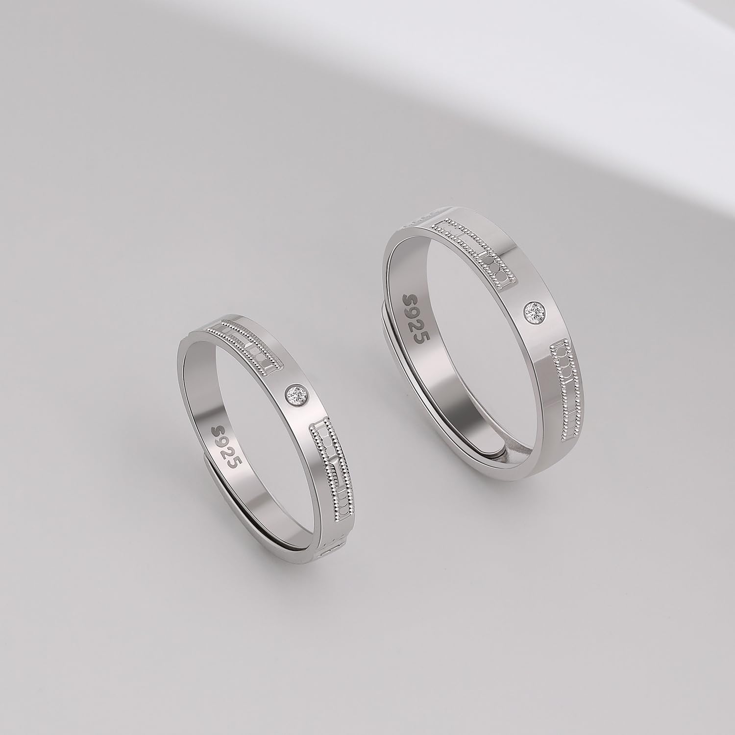 Meissa Anillo de Compromiso Boda Alianzas de Plata de Ley 925 para Pareja Anillos Ajustables con Circonita Mujer 3mm & Hombre 4mm Juego Nupcial Regalo, Juego de dos anillos (Grabado)