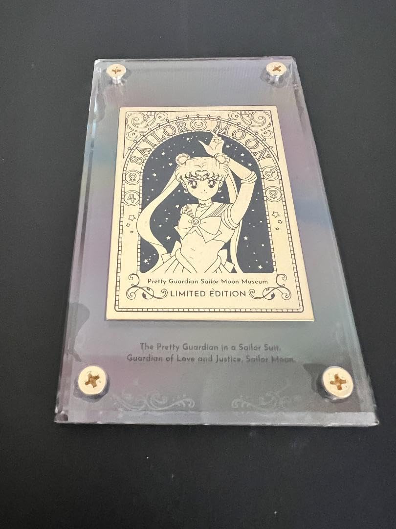 セーラームーン ミュージアム 30周年 プレート 盾