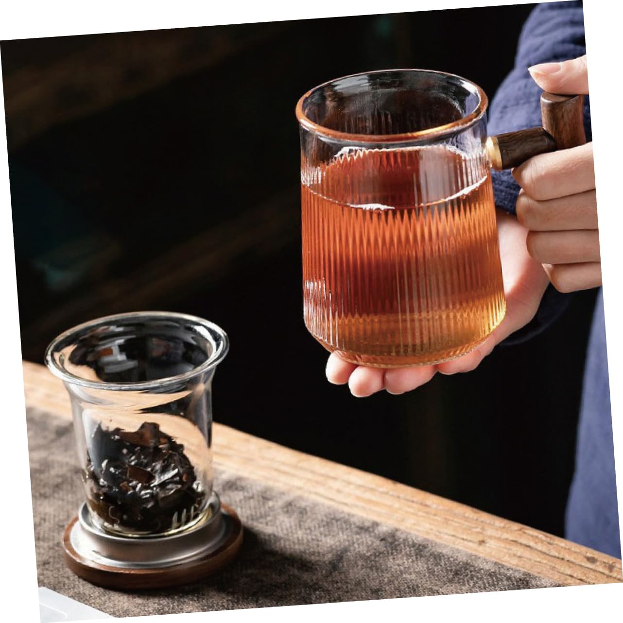 VOSAREA Vertical Pattern Glass Tea Mug Infuser Lid Vintage Tea Cup for Water Glasses Drinking