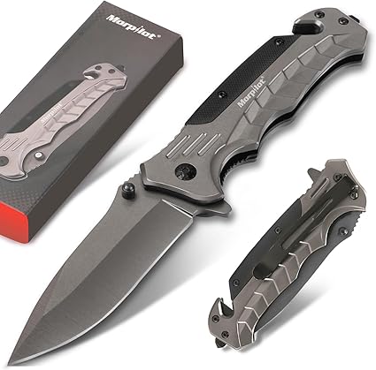 El Cuchillo Albainox 32537 es un utensilio de caza, pesca, camping y supervivencia con hoja de 19 cm y mango de ABS. Incluye pedernal, afilador y brújula.